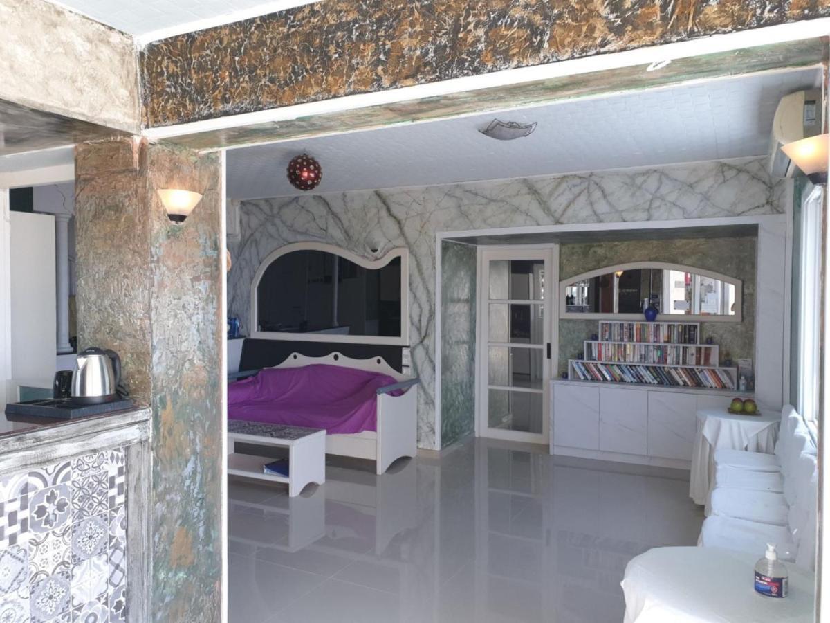 Room In Apartment - Beautiful And Spacious Room Near Cretan Sea Herszonisszosz Kültér fotó
